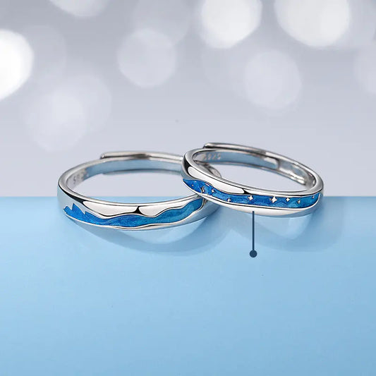 Small Design Feeling Rings - A Stylish Pair